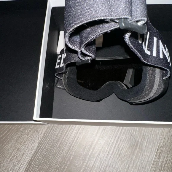 Celine Ski Goggles - Picture 4 of 7